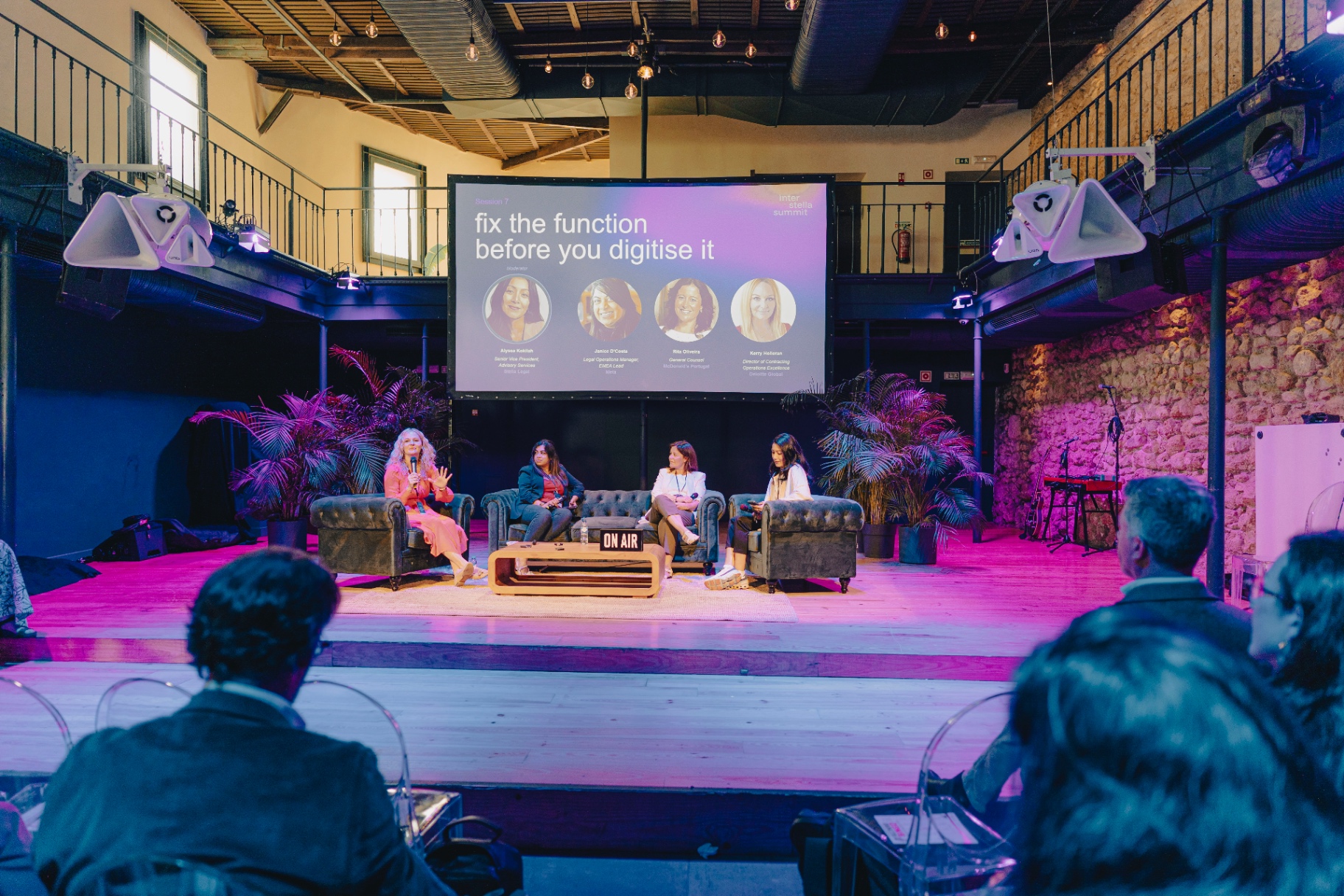 Interstella Summit panel discussion on the Lisbon stage